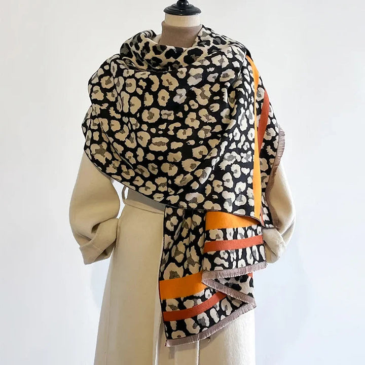 Women's Luxurious Cashmere Reversible Scarf – Warm and Stylish for Winter Wear 1