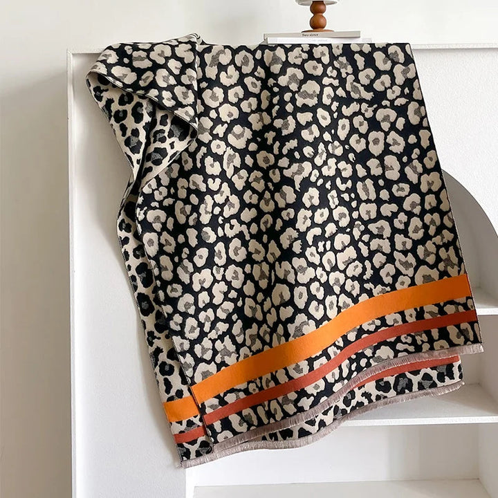 Women's Luxurious Cashmere Reversible Scarf – Warm and Stylish for Winter Wear 2