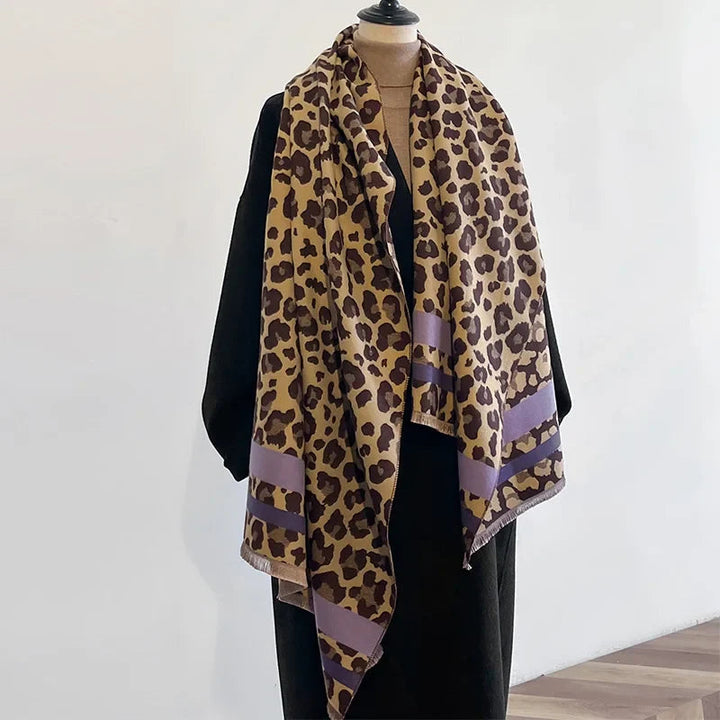 Women's Luxurious Cashmere Reversible Scarf – Warm and Stylish for Winter Wear 4