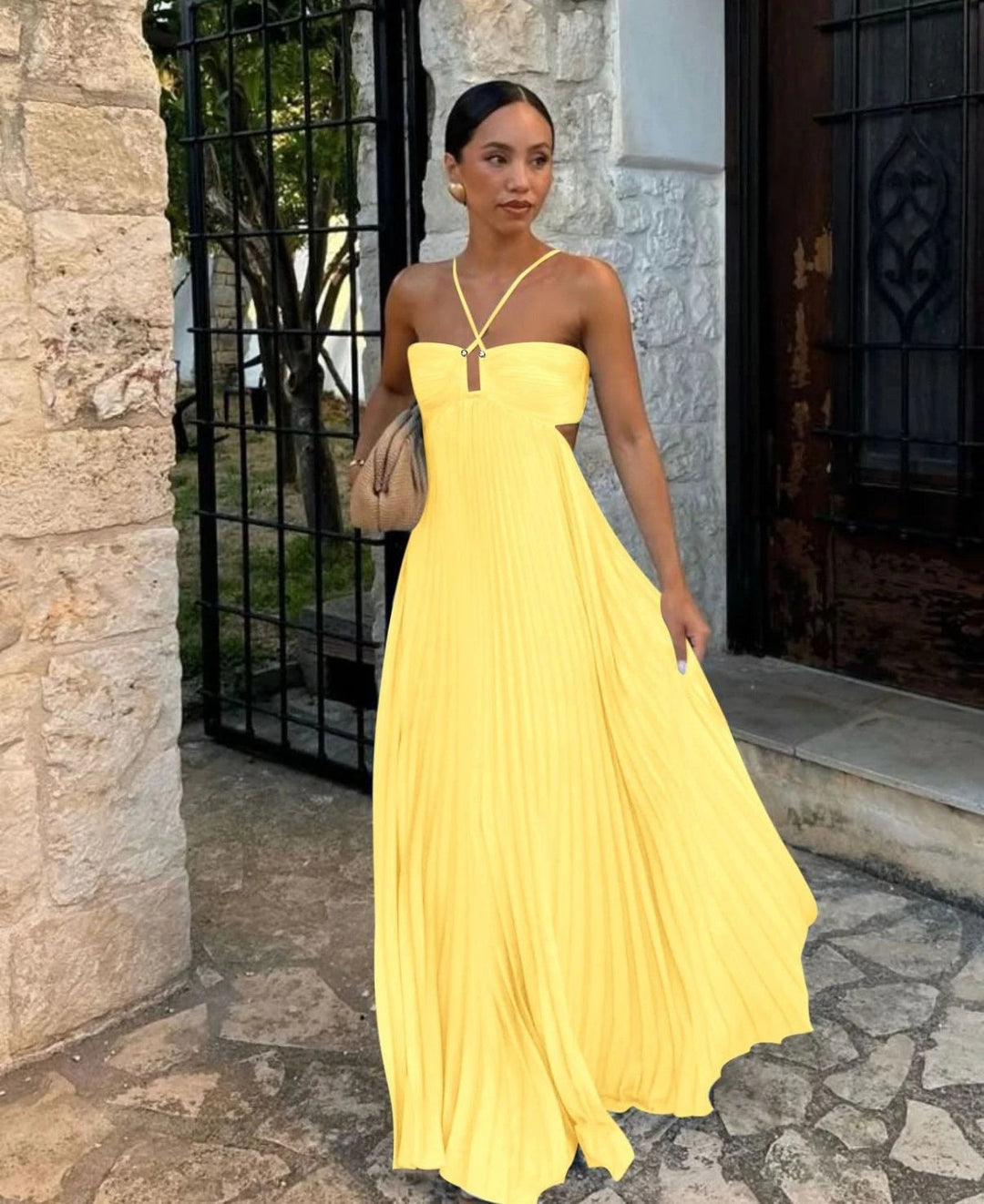 Womens_Maxi_Dress_Pleated_Halter_Neck_Open_Back_5