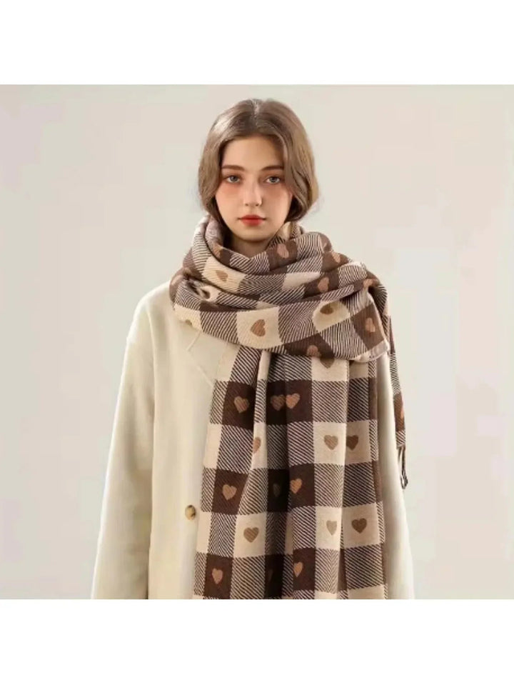 Women's Noble Scarf – Crafted from Wool-Cashmere Mix with Charming Heart-Plaid Pattern 5