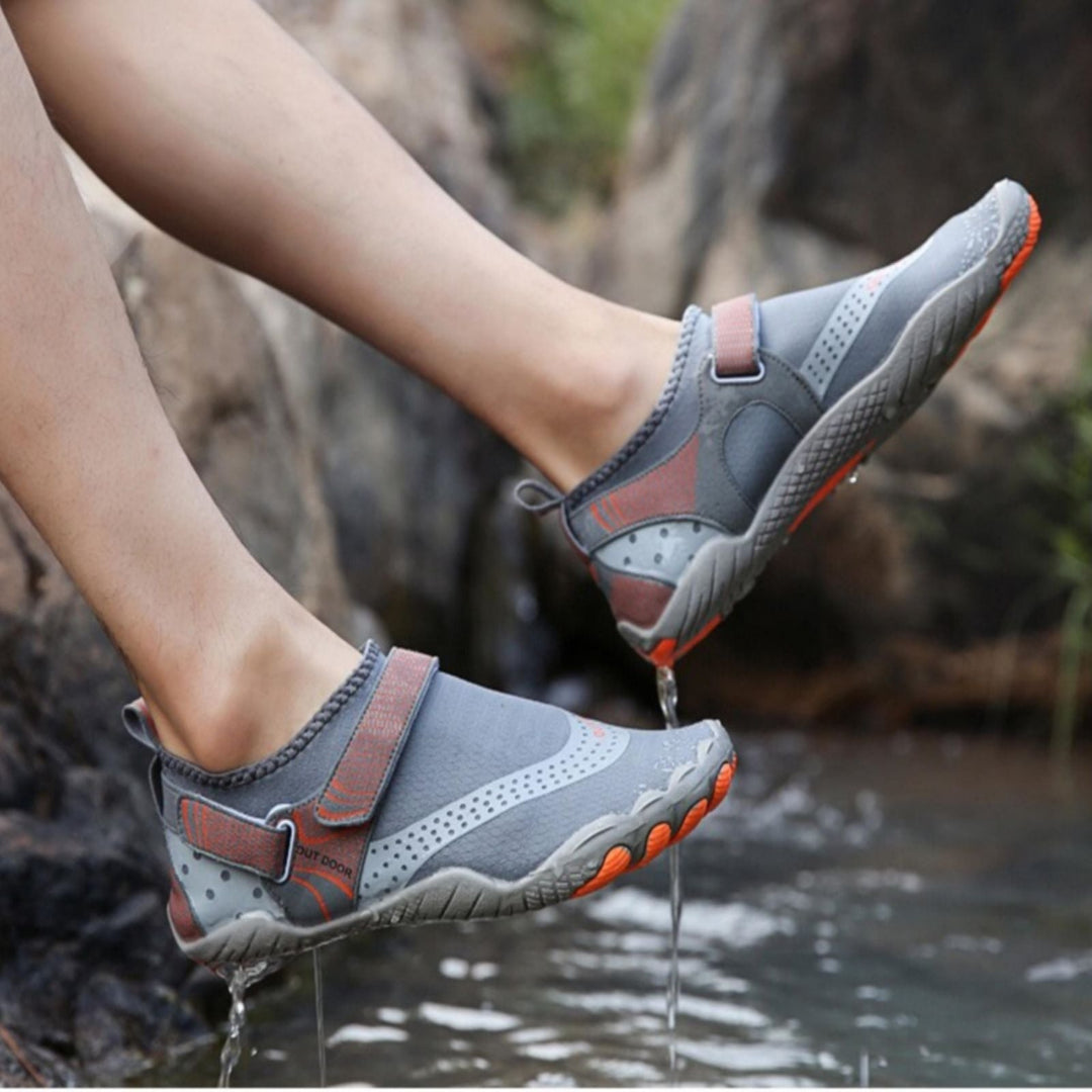 Womens_Non_slip_Sandals_with_Treaded_Sole_and_Light_Cushioning_4