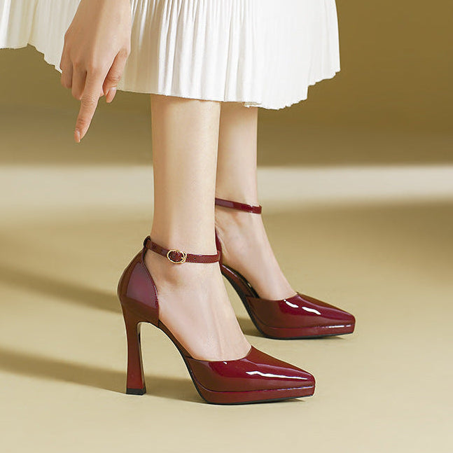Womens_Patent_Pumps_Pointed_Toe_with_Ankle_Strap_and_Block_Heel_2