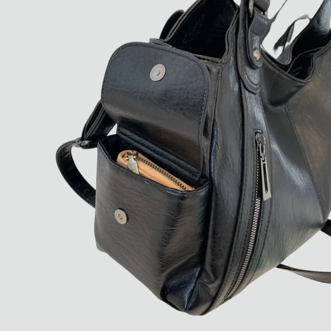 Women's Practical Shoulder Bag – With Noble Leather Optic and Much Storage Space 17