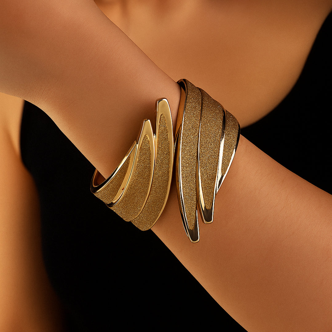 Women's Shiny Cuff Bracelet – With Shimmering Panels 3