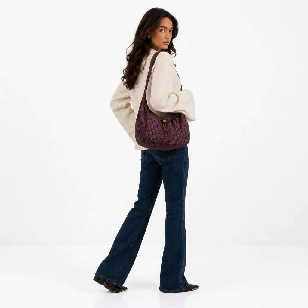 Women's Spacious Shoulder Bag – Fine Checkered Pattern 4
