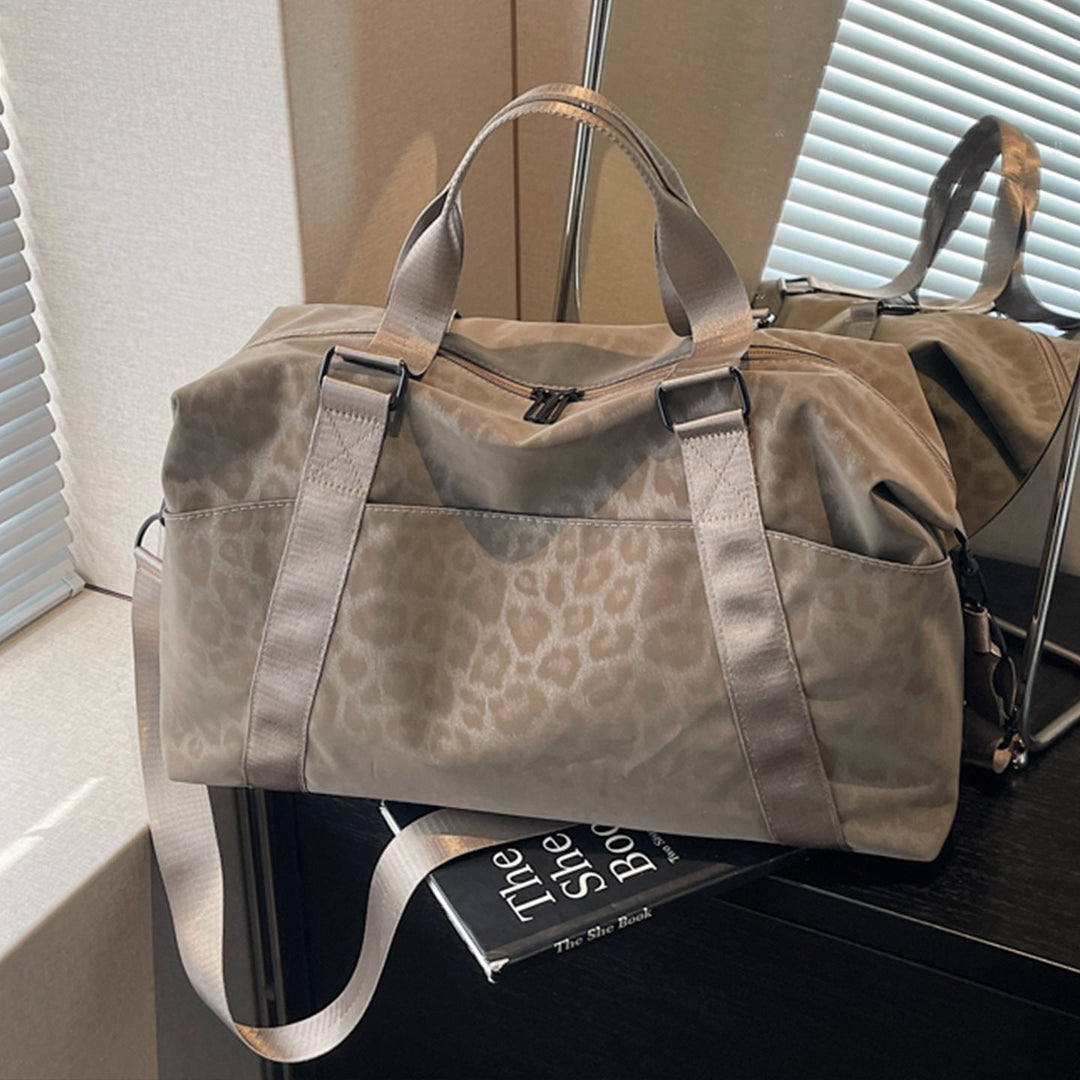 Women's Sporty Travel Bag – Structured Upper Material 4