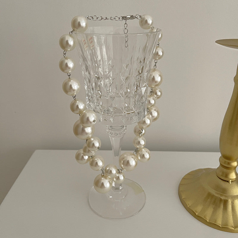 Women's Striking Statement Pearl Necklace – Bold Fashionable Appearance 4