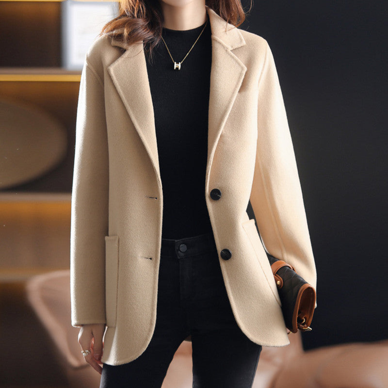 Womens_Tailored_Blazer_Wool_Blend_with_Notch_Lapel_and_Two_Button_Closure_2