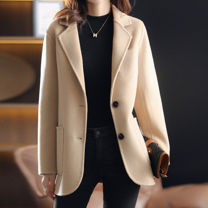 Womens_Tailored_Blazer_Wool_Blend_with_Notch_Lapel_and_Two_Button_Closure_2