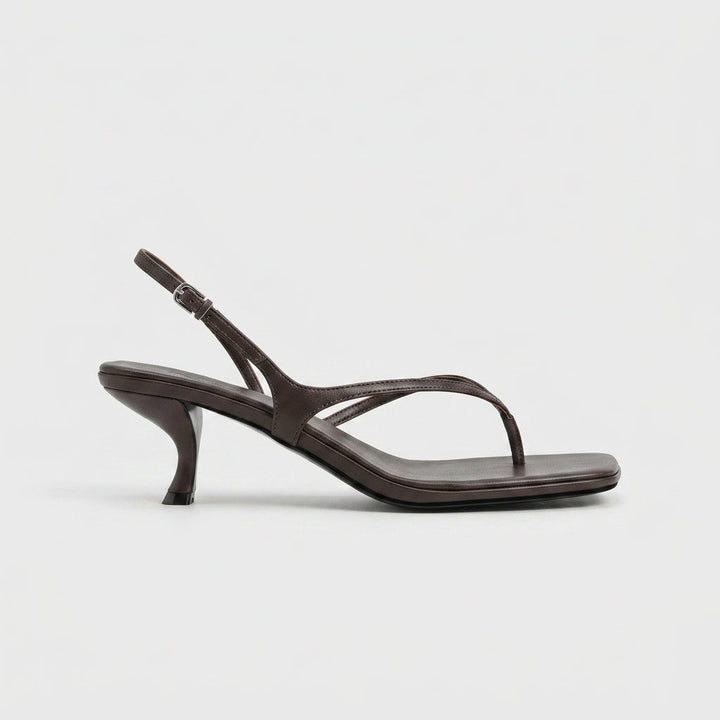 Womens_Thong_Wedge_Sandals_With_Heel_Strap_and_High_Heel_4